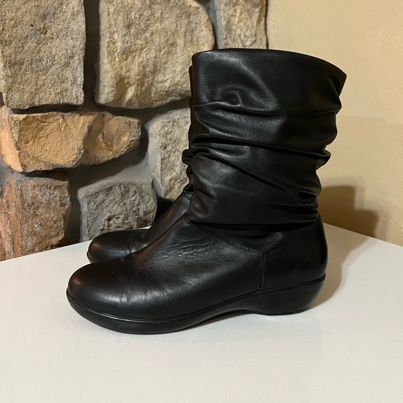 Dansko Shoes - DANSKO Devin Black Leather Slouch Boots Size 39
